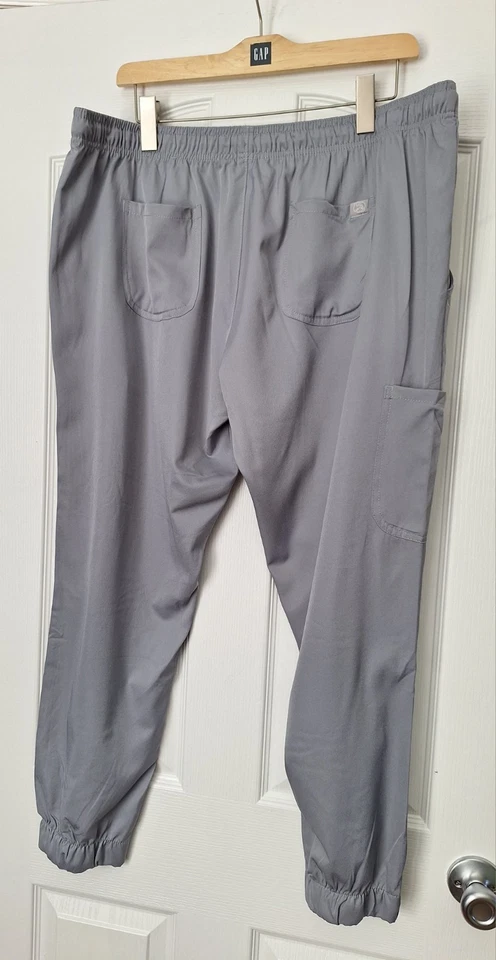 Mini Marilyn By MediChic Scrubs Jogers Stretch Elastic Waistband 4 Pockets Pants - Image 2 of 4