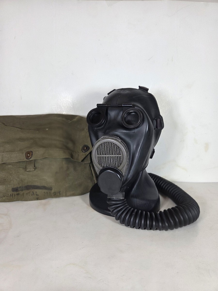 US Army Optical Diaphragm Gas Mask M2-10A1-6 Demilled Rare With