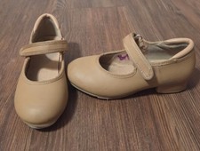 Linodes Easy Strap Tan Tap Shoes Toddler Size 11.5