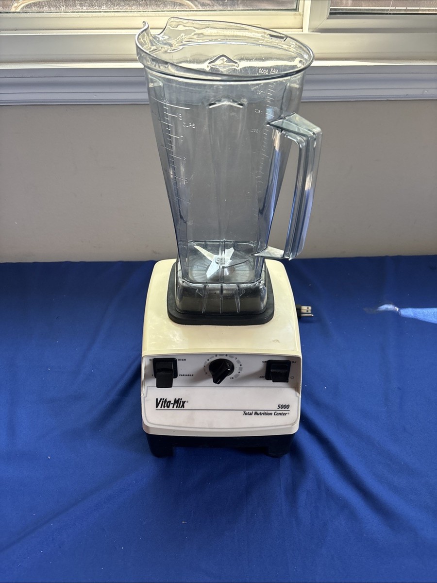Vita-mix 5000 Vitamix VM0103 Total Nutrition Center Blender