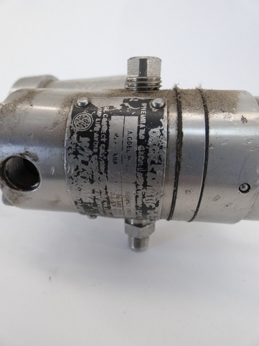 Williams Milton Roy Metering Pump w/ Mark XIIA Controller - Picture 4 of 7