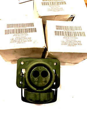 Connector Receptacle 4 Hole Flange 2 Power Socket Contacts  NSN 5935-01-179-1424