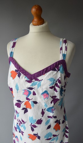 Ladies M&S Per Una 100% Linen White & Purple Floral Summer Dress Size UK 12 - Picture 5 of 9