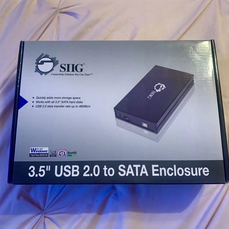 NEW ~ SIIG 3.5" USB 2.0 to SATA Enclosure Data Transfer Up to 480Mb/s  w/Stand - Image 2 of 3