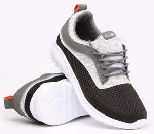 globe roam lyte shoes
