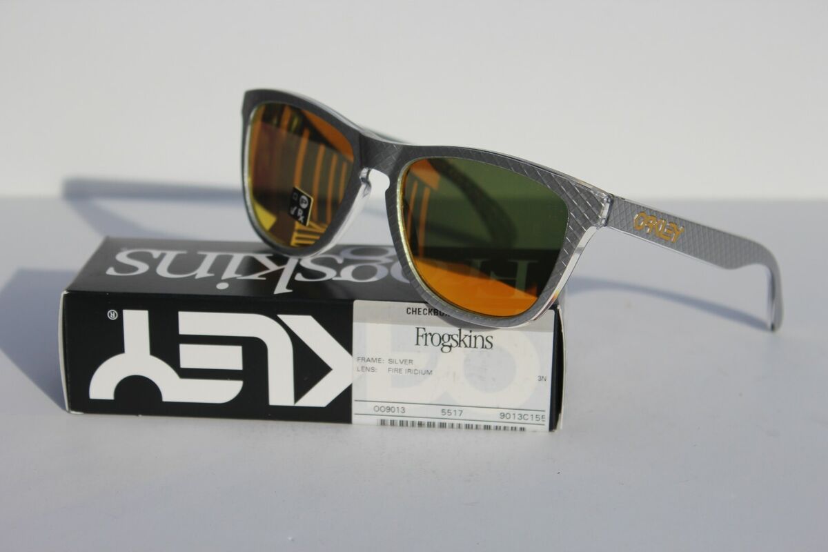 OAKLEY Frogskins Sunglasses Silver/Fire Iridium Checkbox OAKLEY Frogskins Sunglasses Silver/Fire Iridium Checkbox