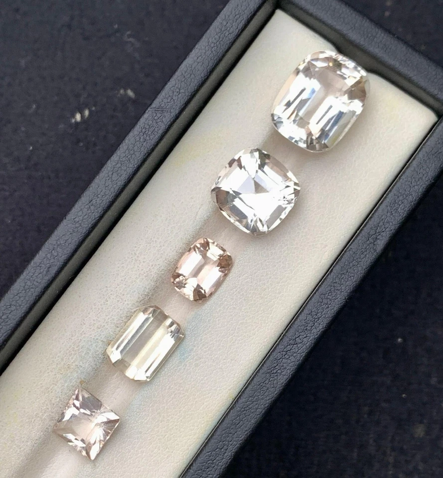 Lote de piedras preciosas de topacio champán natural de 45 quilates | Corte esmeralda y cojín | 5 piezas Foto 2 de 4