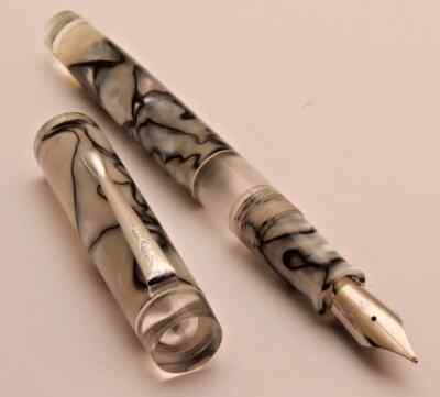 Mohi Harmony White & Black Premium Acrylic Eyedropper Fountain Pen Chrome Trims