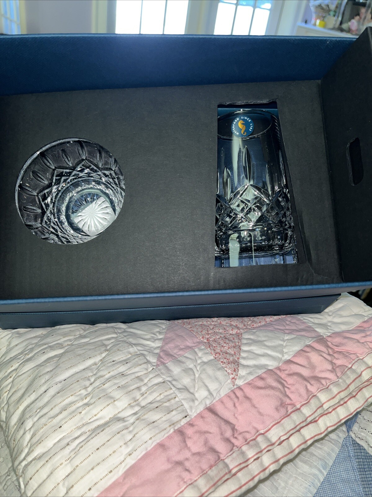 Picture 2 of 4