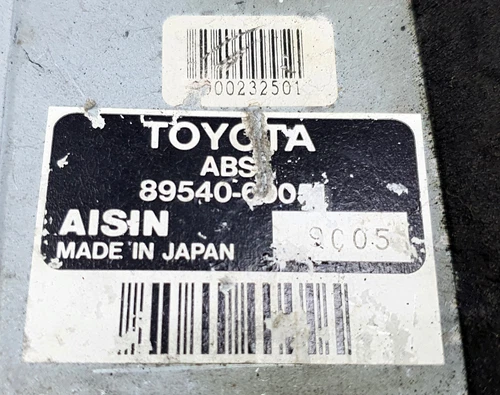 Toyota Land cruiser Colarado 1999 ABS control unit 89540-60050 oem jdm used - Picture 2 of 8
