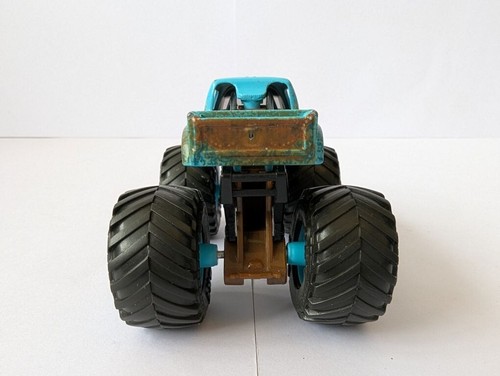 Hot Wheels Monster JAM Whiplash con efecto barro 1:64 excelente estado - Imagen 6 de 6