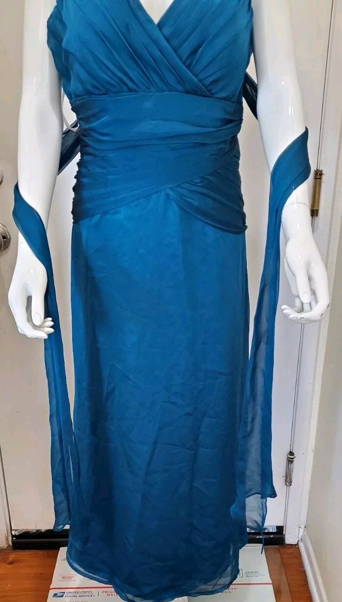 Picture 5 of 24