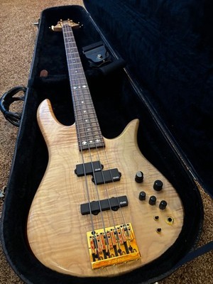 Fodera Monarch Deluxe Victor Wooten '83 Classic 4 Bass Guitar w Case P J