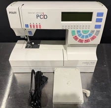 Pfaff creative 7570 embroidery sewing machine W/pedal+power Cord Tested! See Pic