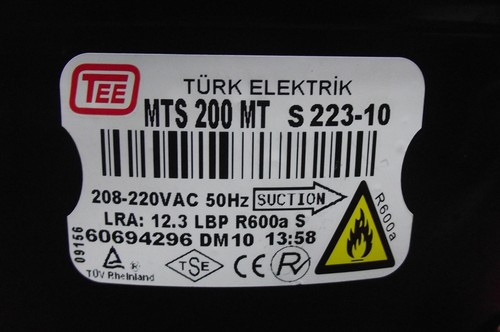 Amerikanische Kühl-Gefrierkombination BEKO GNEV321APX KOMPRESSOR