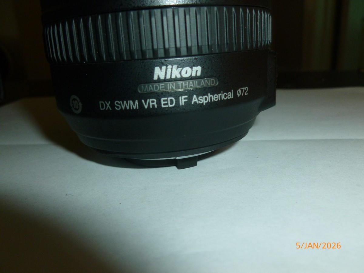 Nikonレンズ　SWM VR ED IF Asperical 72 Nikon 18-200mm AF-S DX SWM VR ED IF Aspherical Nikkor Zoom