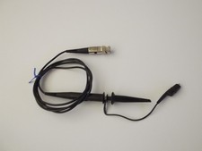 Tektronix P2200 200MHz Passive Oscilloscope Probe 1x/10x Switchable Tested