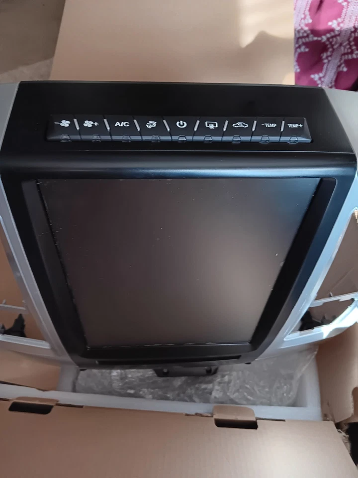 Dodge Ram 3500 pantalla vertical 12.1. Se adapta a 2009-2012. Foto 2 de 4