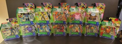 Lot of 12 Rise of the Teenage Mutant Ninja Turtles figures from 2018 - 2022