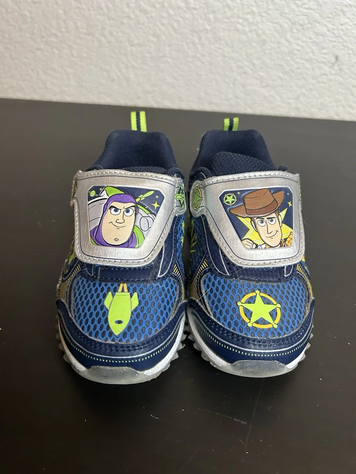 Tênis Toy Story Light Up Woody Buzz Lightyear Disney Pixar infantil tamanho 9 - Imagem 3 de 4