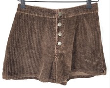 Ocean Pacific 'OP'' Vintage Botton Down Corduroy Shorts. Size 5