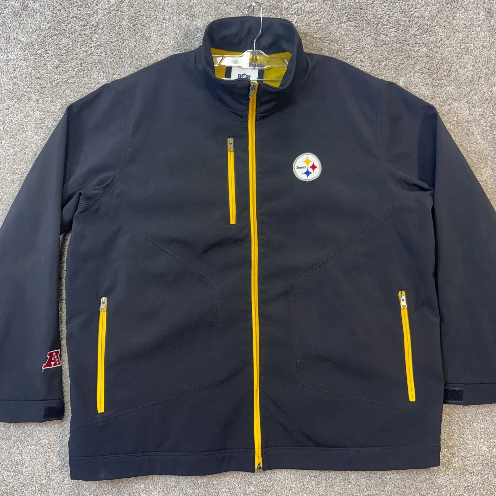 Pittsburgh Steelers Jacket Mens XXL Black NFL Softshell Full Zip G-III Apparel - product detail image 1