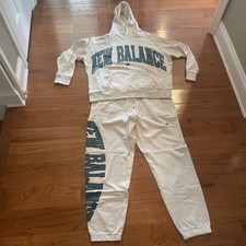 New Balance Men  s Sweat Set- Hoodie And Sweat Pants Size XL Grey With Pockets