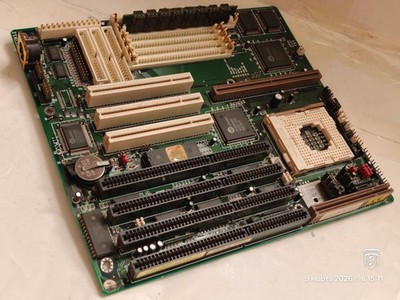 Socket 3 EDO VIP PCChips M919 V3.2 *CacheFree* Motherboard ISA, PCI, VLB & 32 MB