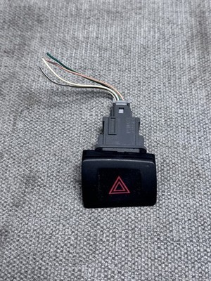 2009-2013 TOYOTA MATRIX HAZARD WARNING LIGHT CONTROL SWITCH BUTTON 15B060 OEM