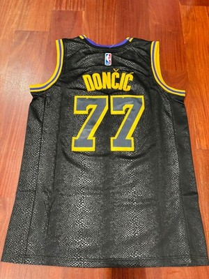 Nike Lakers ユニフォーム 77番　ドンチッチ Luka Doncic #77 Stitched Black Lakers Jersey | eBay