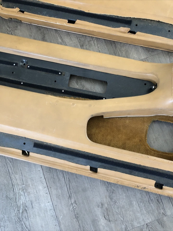 **NO SE ENVIARÁ** Paneles DESNUDOS para puertas Chrysler TC Maserati. Foto 3 de 4