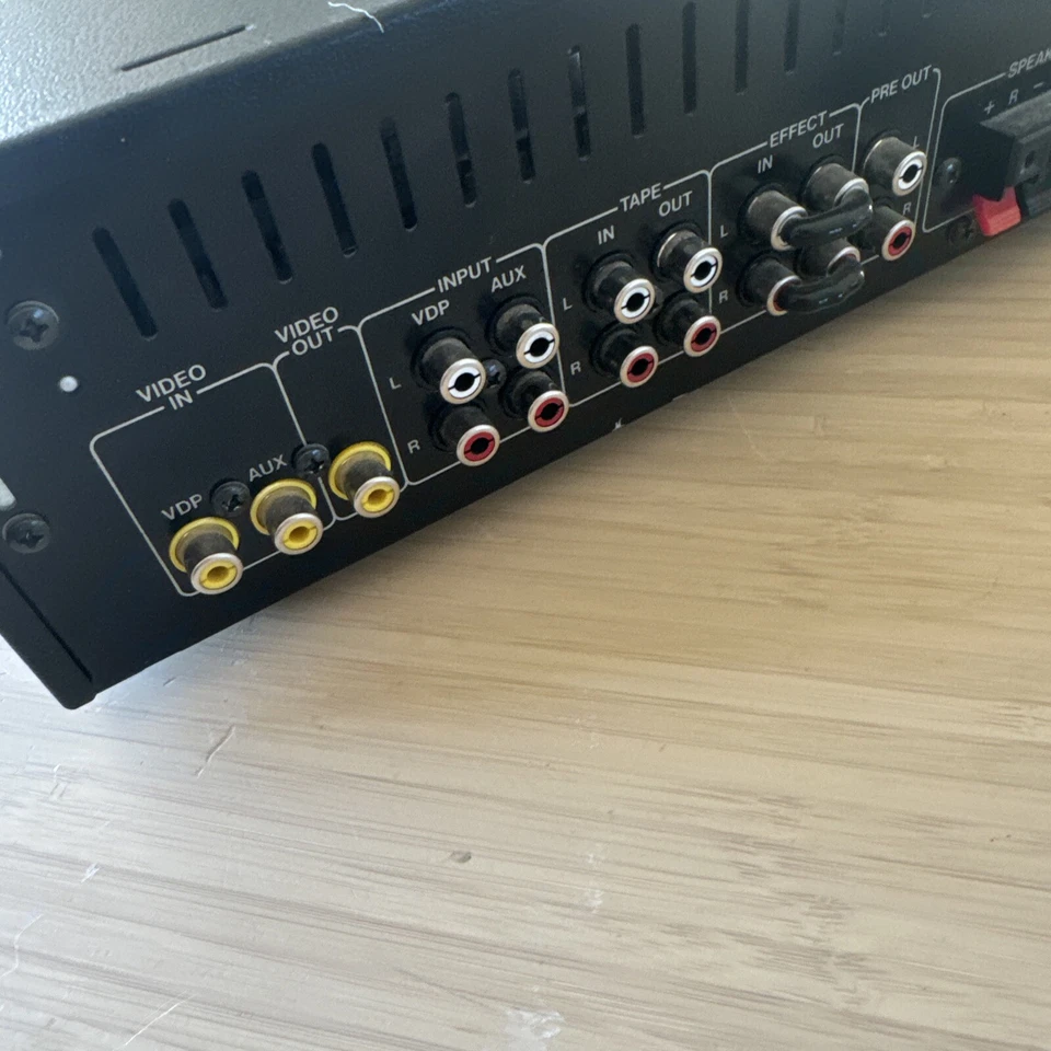 BMB DA550 Karaoke Amplifier Mixer With Effects  Tested Working G3D - Image 4 of 4