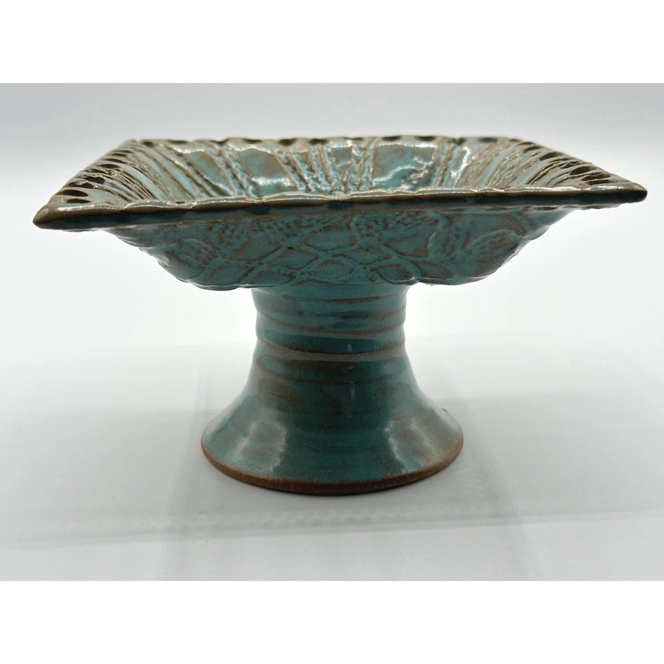 Soporte de joyería de cerámica de karité Tracy - Organizador de anillos de pedestal artesanal Foto 2 de 4