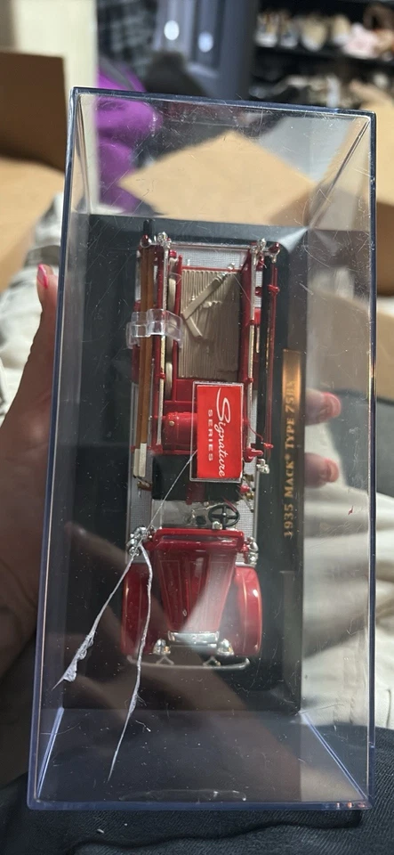 Mack Type 75BX 1935 camión de bomberos rojo 1/43 coche modelo diecast por firma de carretera Foto 4 de 4