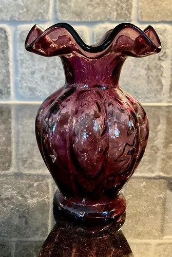 Vintage Fenton Amethyst Purple  Swirl Melon Glass Vase