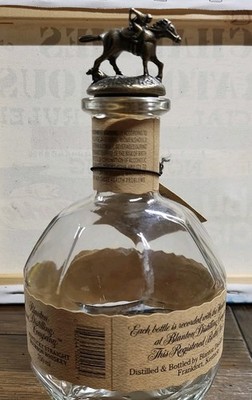 Blanton's Bourbon Whiskey 750ml Bottle, Letter ''O  Brass Topper, Hangtag, Empty