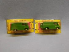 HO scale    EKO #2090   pair of green  Furgon  Austin  Sava Vans  (Lot 31)