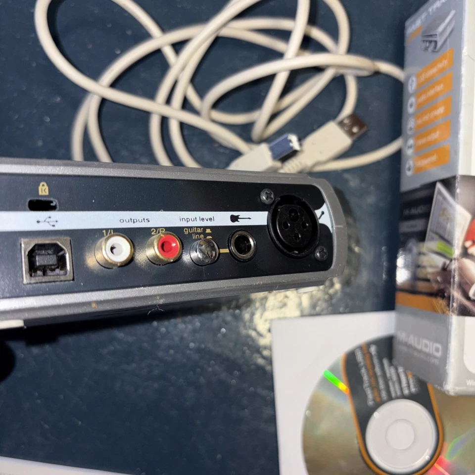 M-Audio Fast Track Guitar Instrument Mic Recording USB Digital Audio Interface - Image 3 of 4