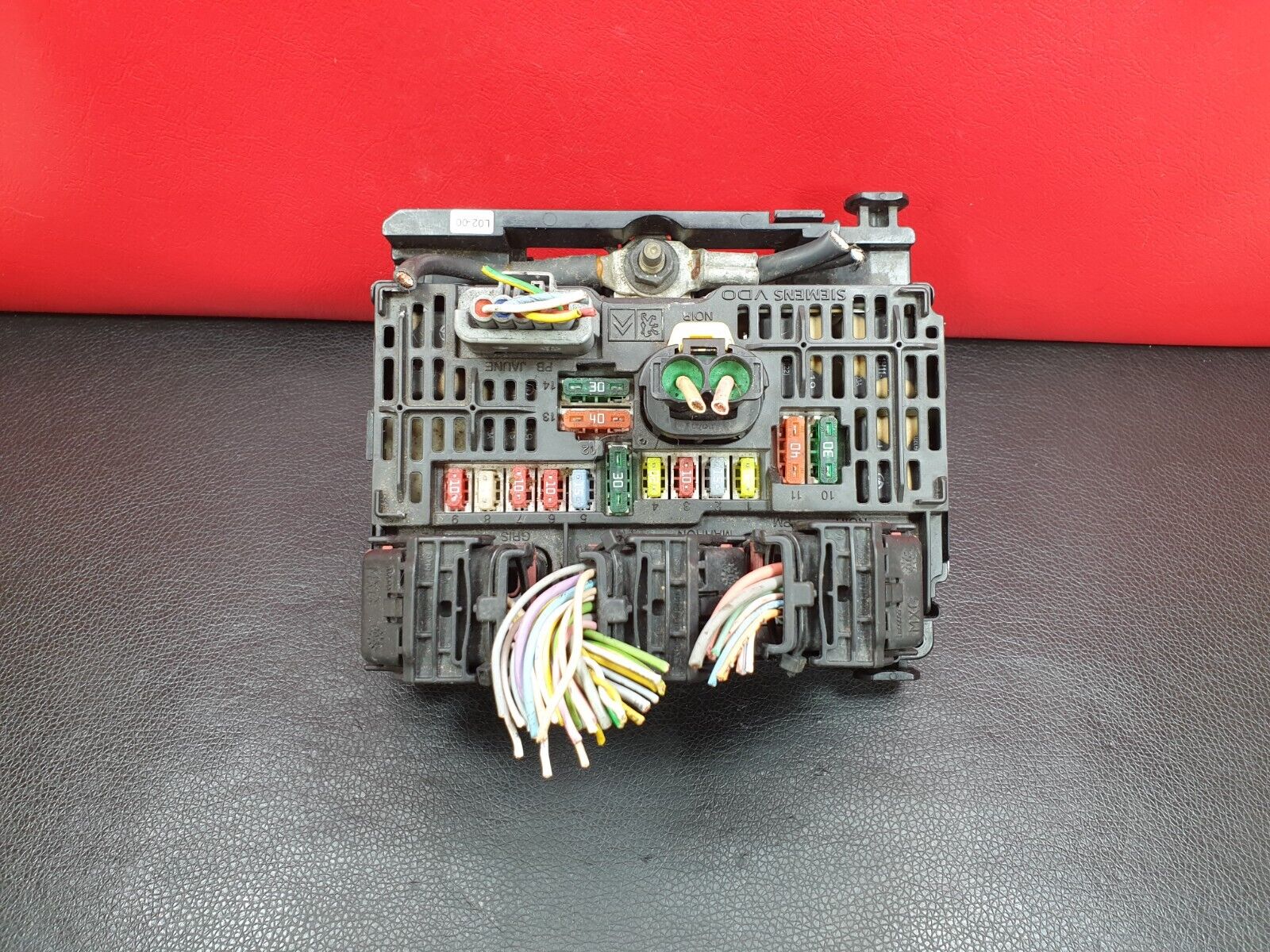 Picture 2 of 9