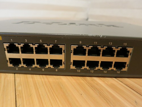 D-Link DGS-1016D (DGS1016D) 16-Ports External Switch Unmanaged - Picture 5 of 11