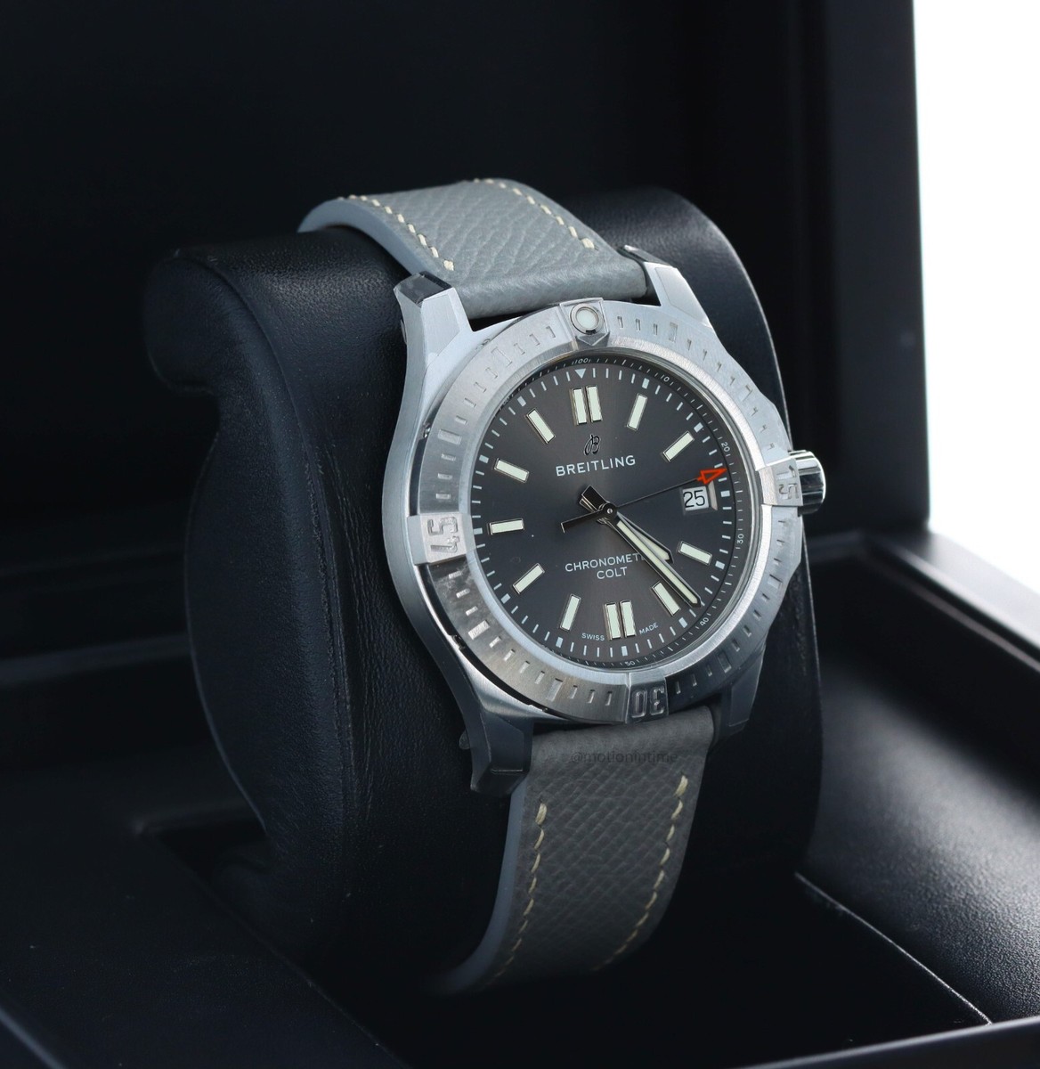 Breitling Colt Automatic 