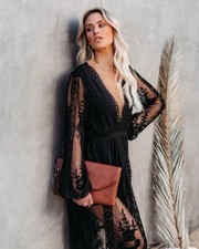 Women's embroidered lace sexy deep V-seam holiday long sleeved patchwork dress