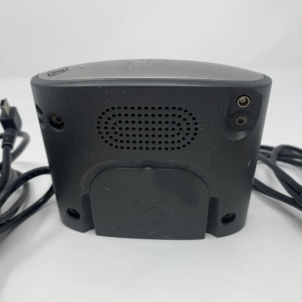 TomTom ONE Model N14644 Portable GPS Vehicle Navigator US - Canada - Image 4 of 4