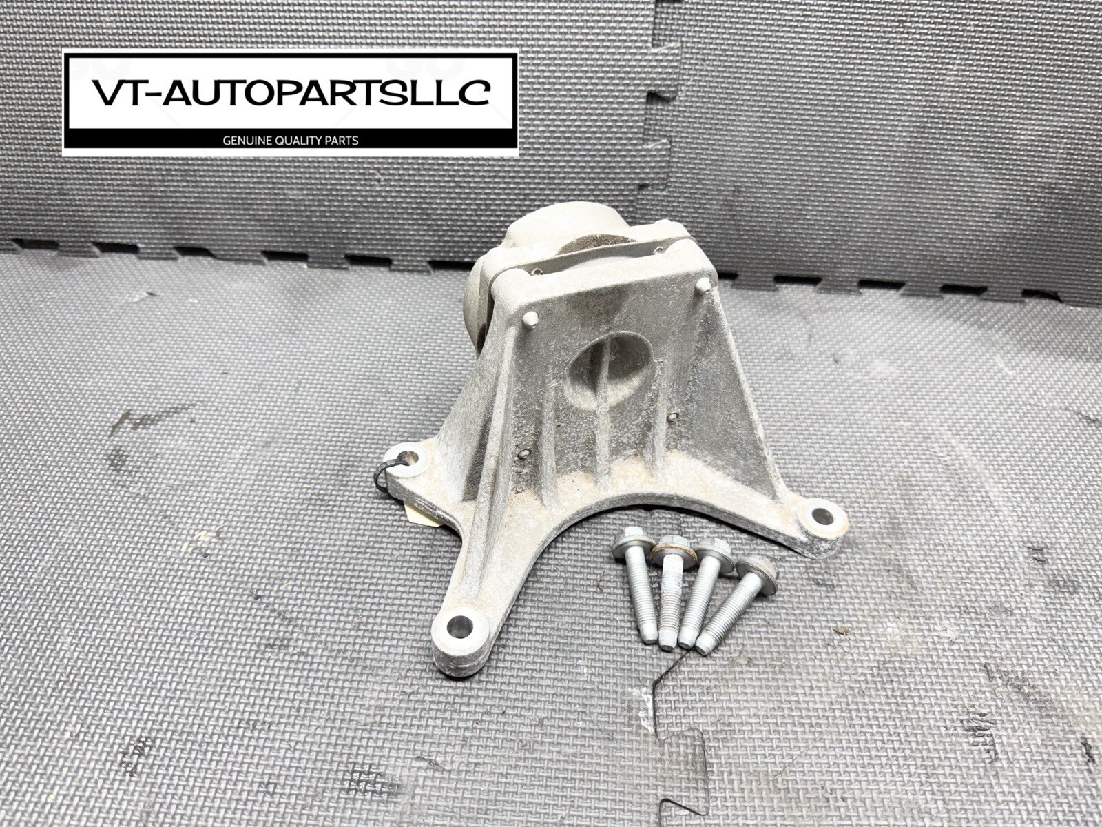 ⭐️2014-2020 MASERATI GHIBLI AUTO TRANSMISSION GEAR BOX MOUNT BRACKET OEM