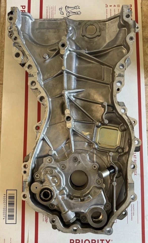 Cubierta de distribución Toyota Rav4 2009-2018 OEM Foto 2 de 2