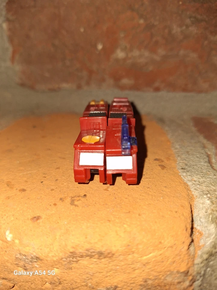Transformers Firebot Minicon Armada Emergency Team Action Figure Vtg Firetruck 1 - Image 3 of 4