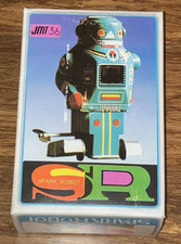 Vintage 1980s JMT 36 Spark Robot Retro Wind-Up Toy
