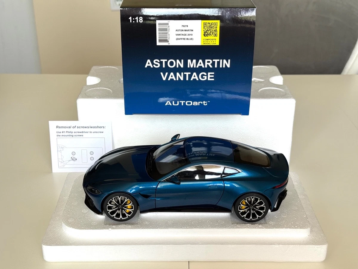 AUTOart Aston Martin Contemporary Manufacture Diecast Cars for