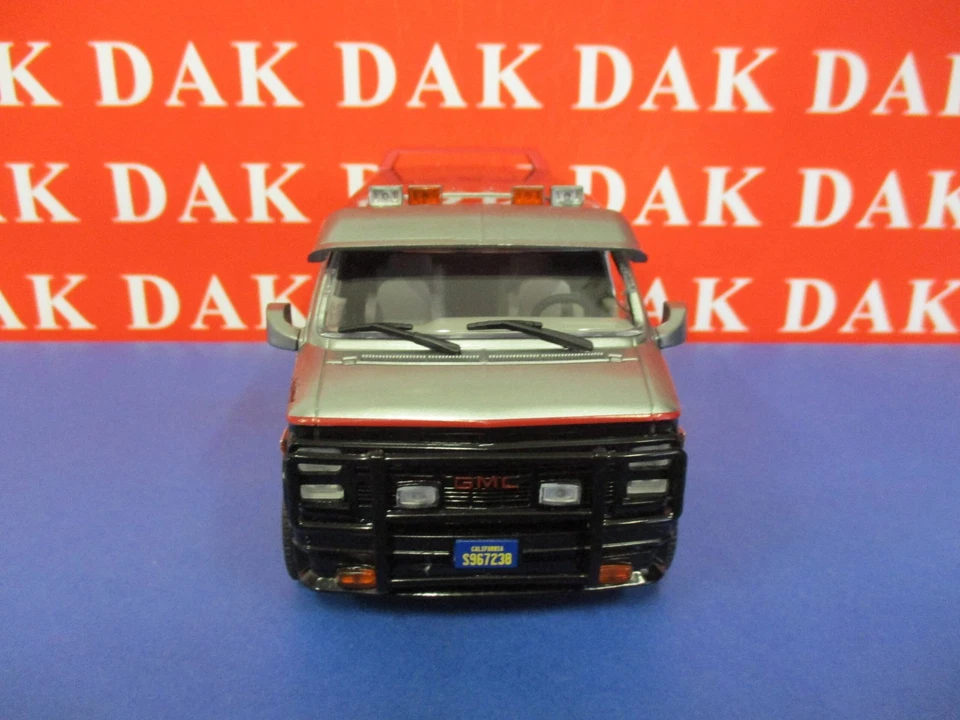Die cast 1/24 Modellino Furgone GMC Vandura A-Team Van 1983 by Greenlight - Immagine 3 di 4