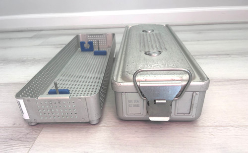 KARL STORZ KSZ-39301BS Sterilizer Case w/ 2 x Trays "Excellent Condition"